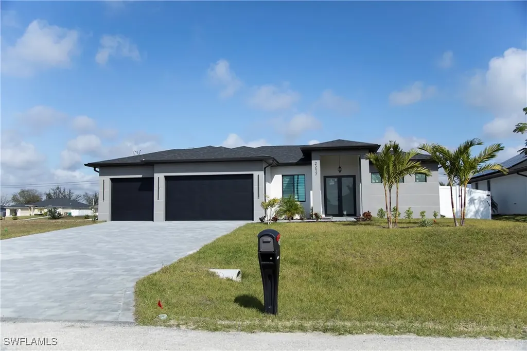 2217 NE 15th Terrace Cape Coral FL 33909