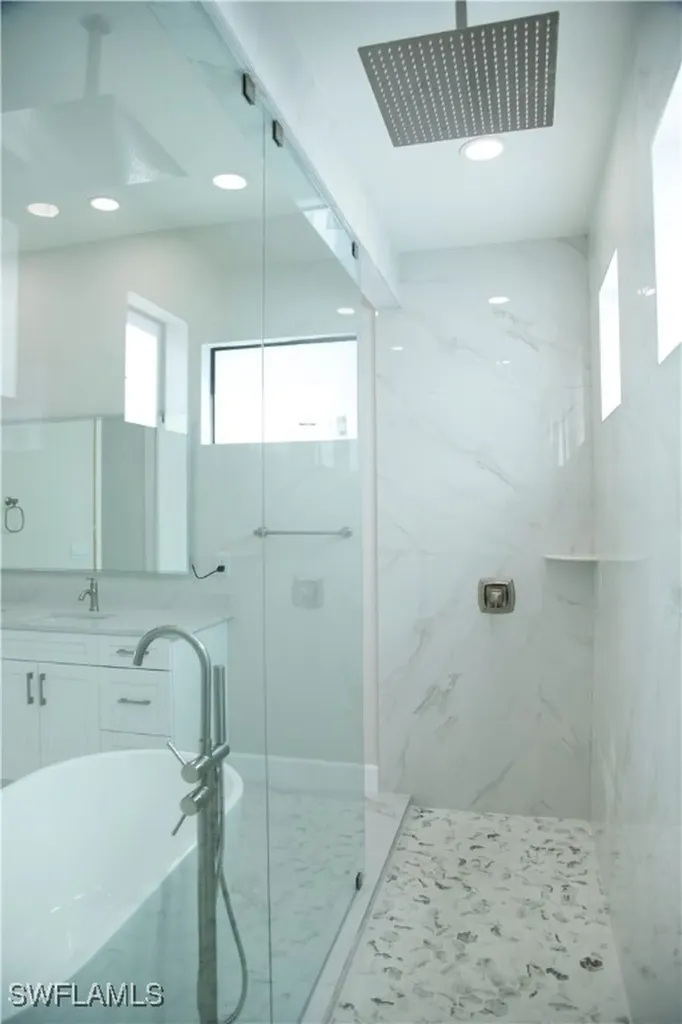 2217 NE 15th Terrace Cape Coral FL 33909