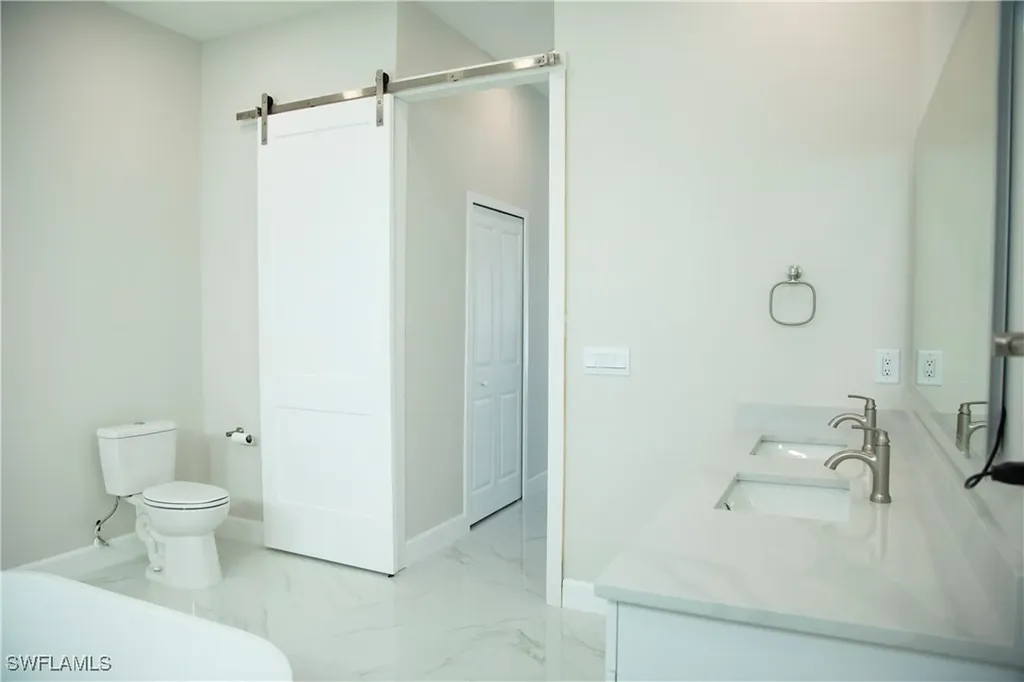 2217 NE 15th Terrace Cape Coral FL 33909