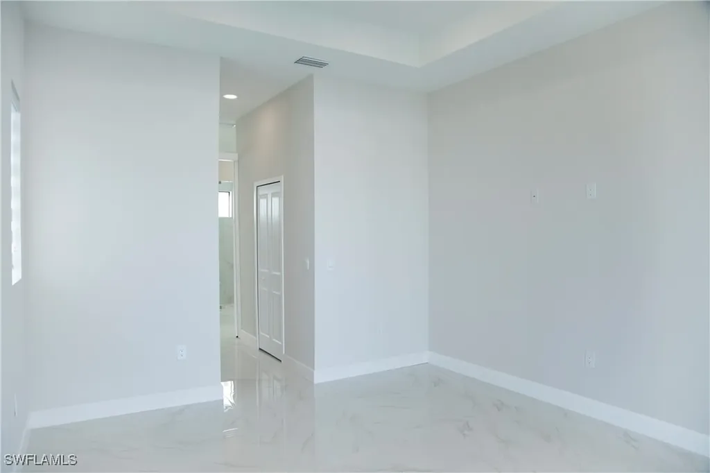 2217 NE 15th Terrace Cape Coral FL 33909