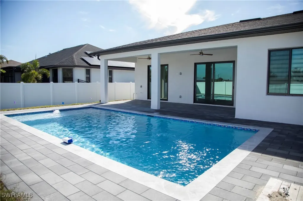 2217 NE 15th Terrace Cape Coral FL 33909