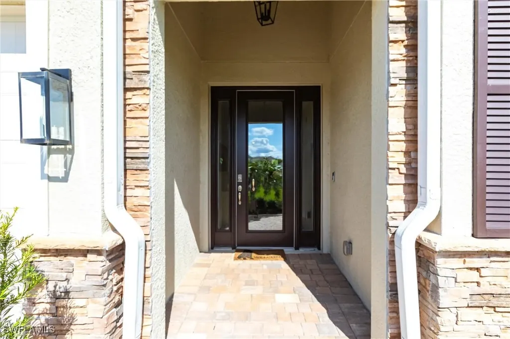 28125 Captiva Shell Loop Bonita Springs FL 34135