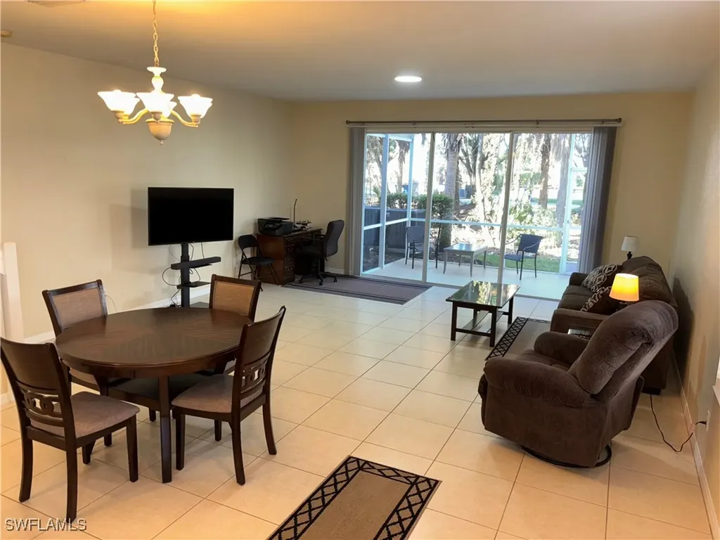 8380 Village Edge Circle Fort Myers FL 33919