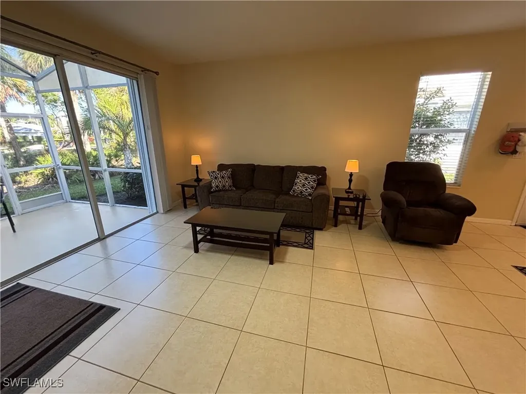 8380 Village Edge Circle Fort Myers FL 33919