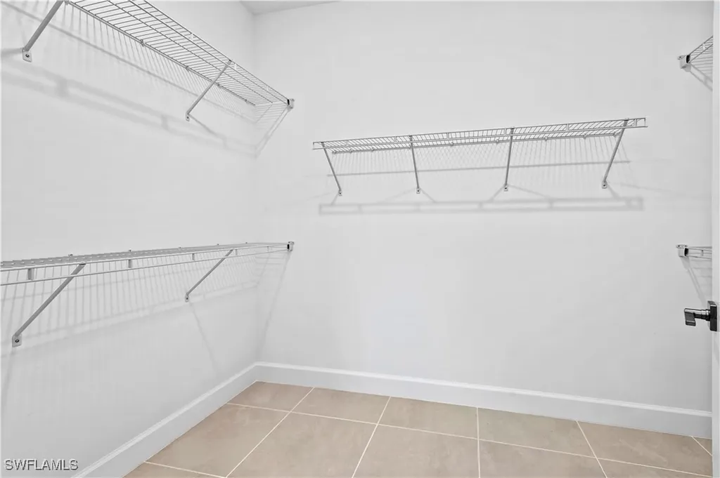 20191 Napa Loop Estero FL 33928