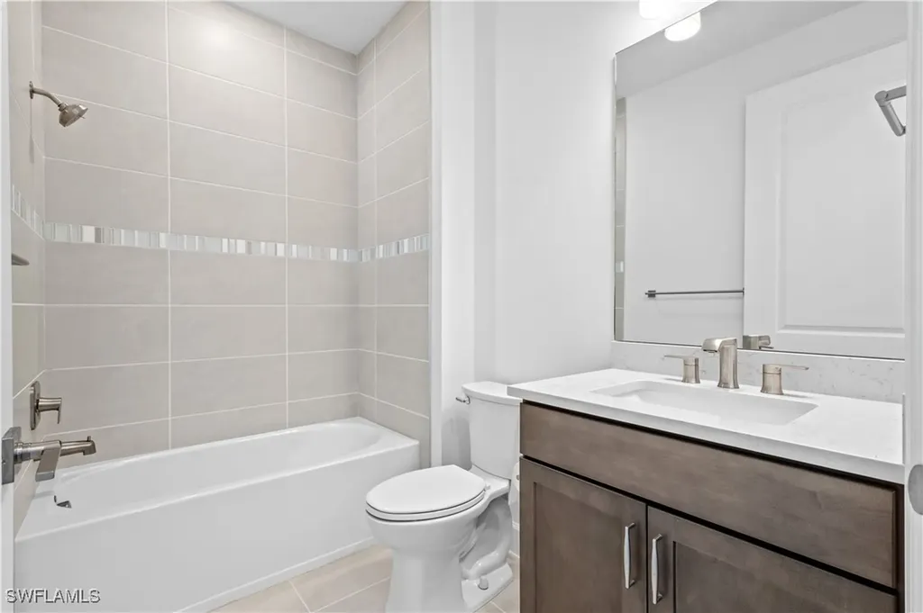 20191 Napa Loop Estero FL 33928