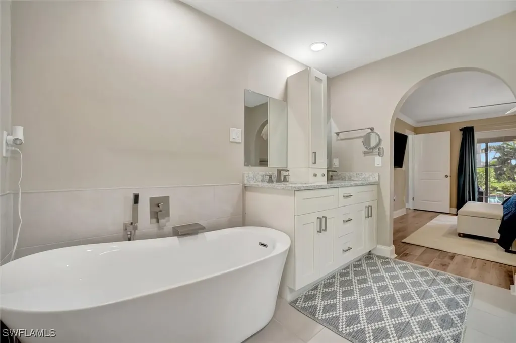 16850 Fox Den Fort Myers FL 33908
