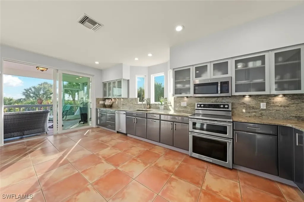 5855 Sanibel Captiva Road Sanibel FL 33957