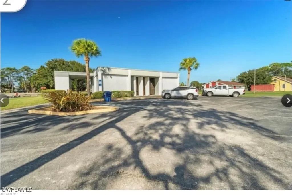 1300 N 15th Street Immokalee FL 34142