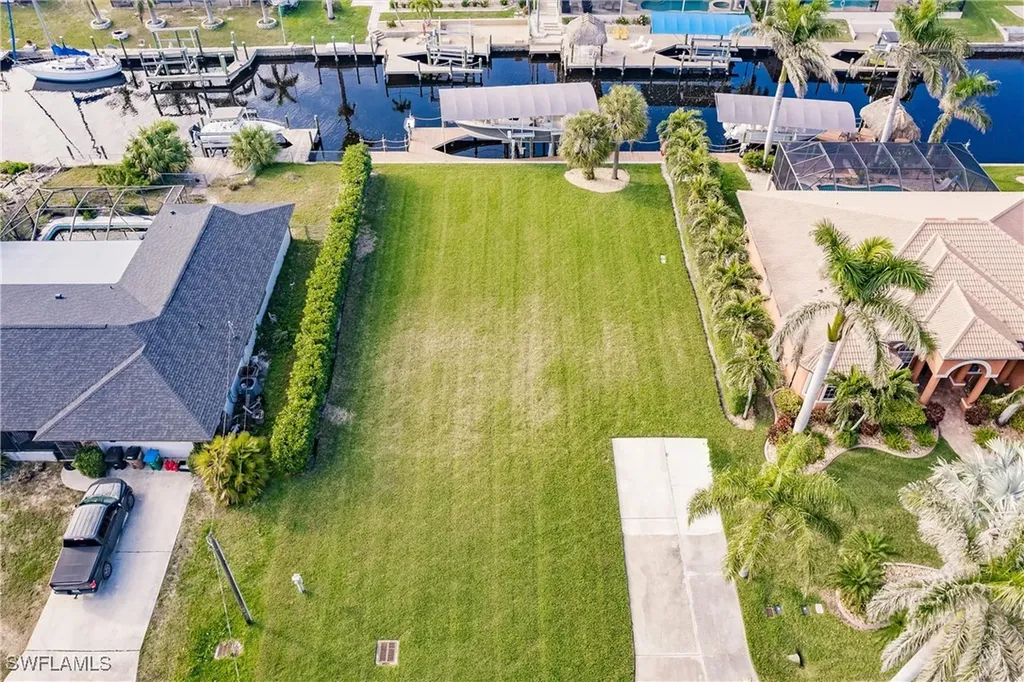 5042 Sorrento Court Cape Coral FL 33904