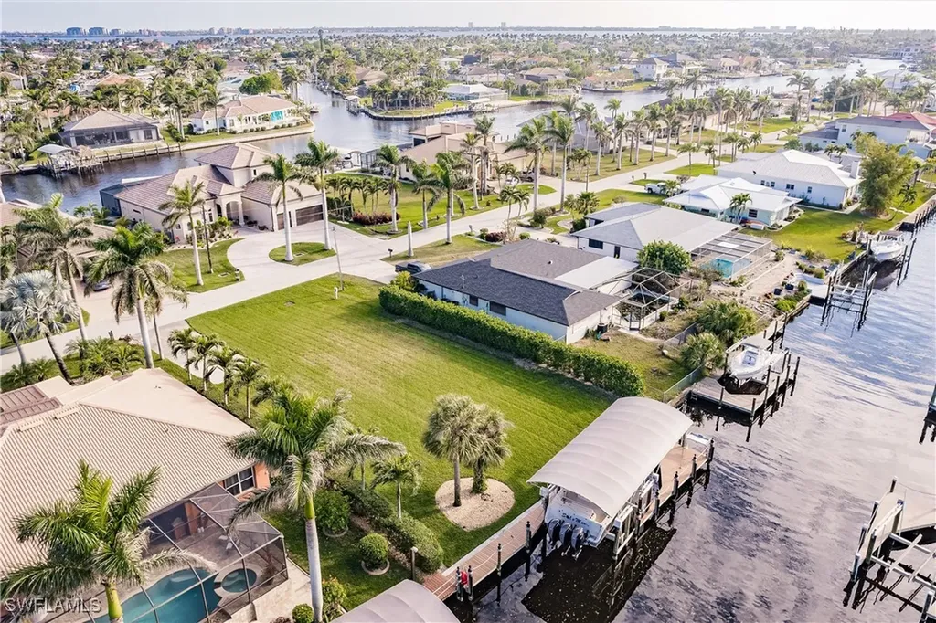 5042 Sorrento Court Cape Coral FL 33904