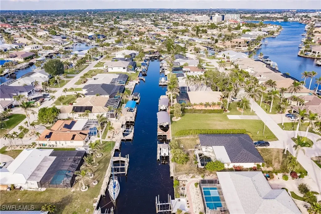 5042 Sorrento Court Cape Coral FL 33904