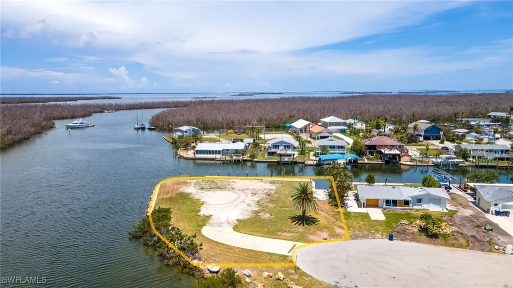 2183 Sanibel Boulevard St. James City FL 33956