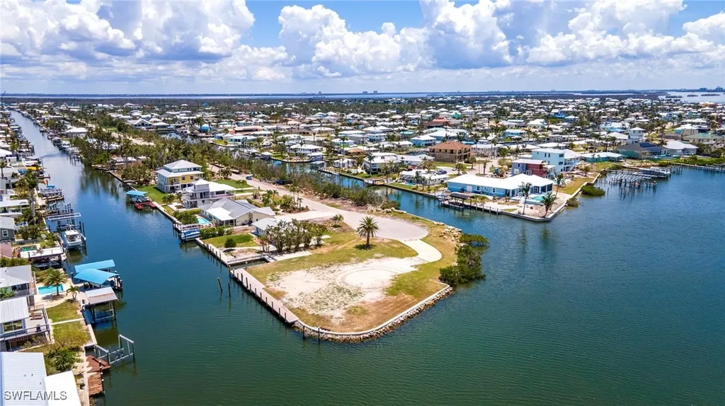 2183 Sanibel Boulevard St. James City FL 33956