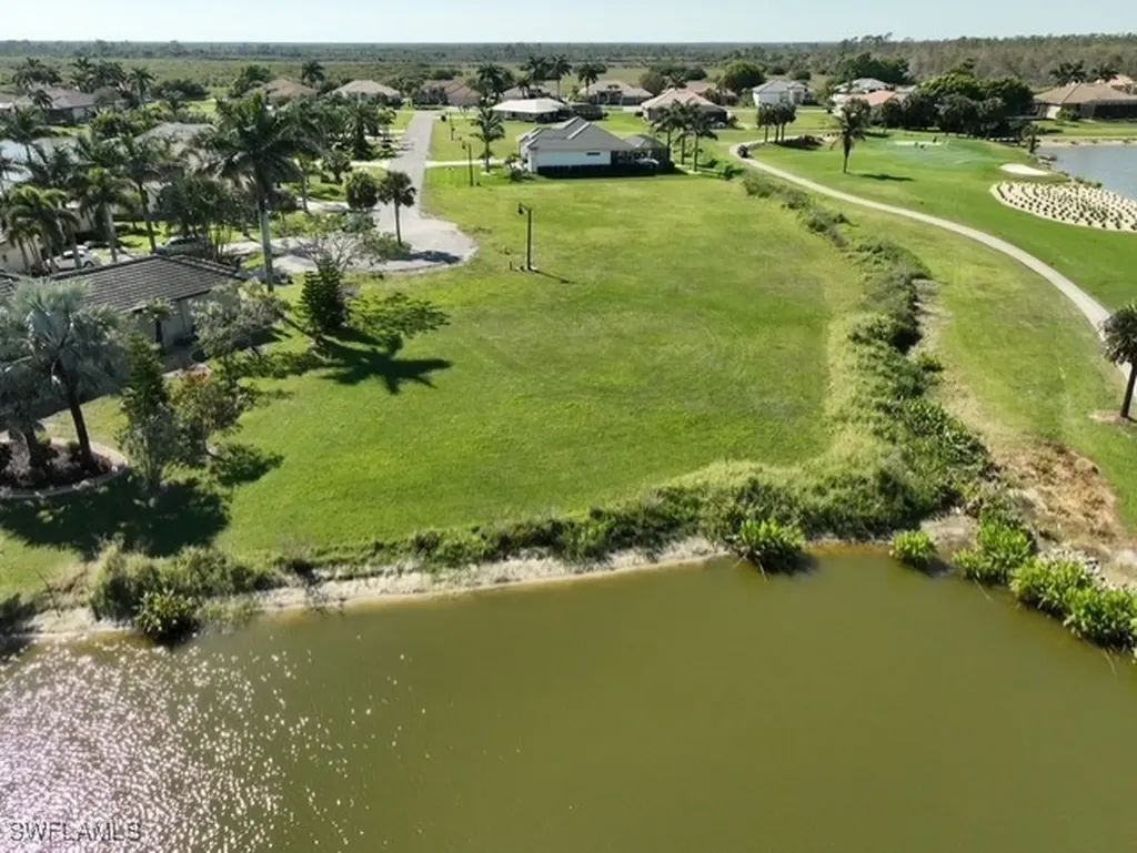 18031 Bluewater Drive Naples FL 34114