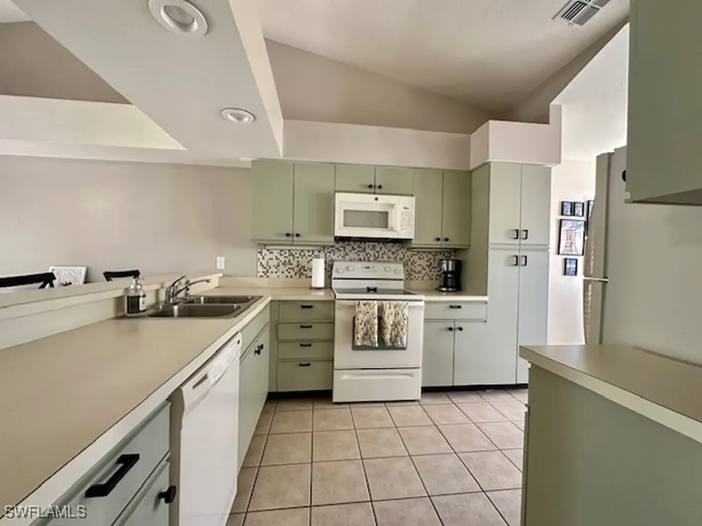 13111 Regent Circle Fort Myers FL 33966