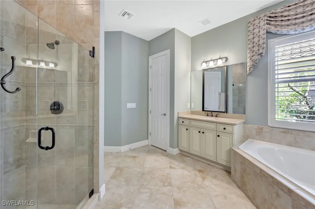 9714 Nickel Ridge Circle Naples FL 34120