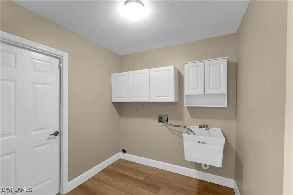 1913 Indian Creek Drive North Fort Myers FL 33917