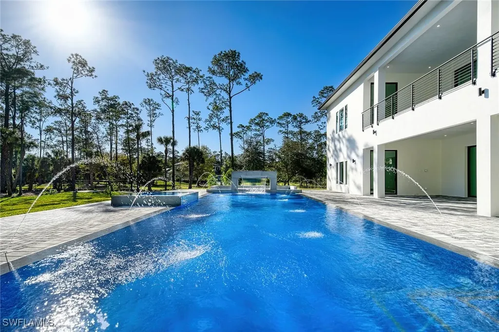 5160 Teak Wood Drive Naples FL 34119