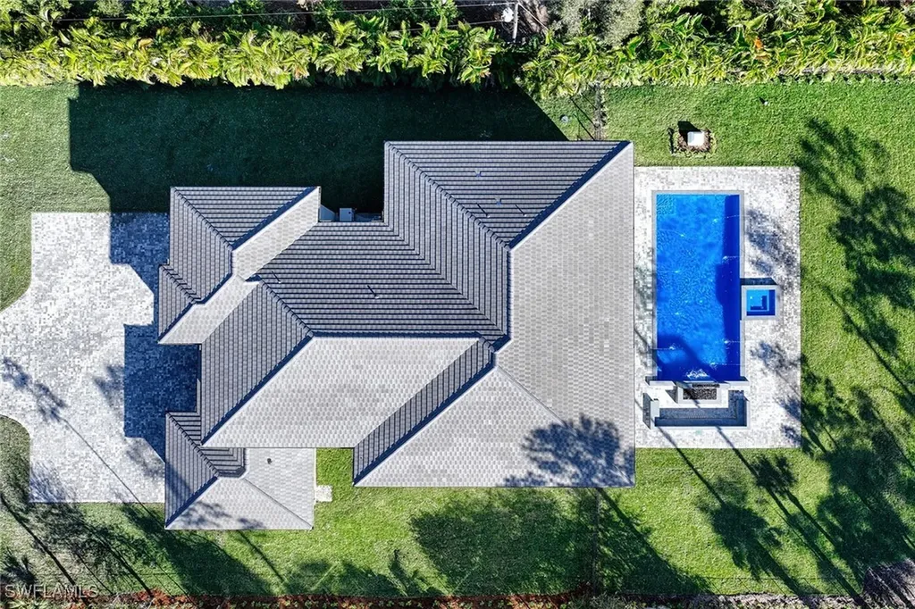 5160 Teak Wood Drive Naples FL 34119