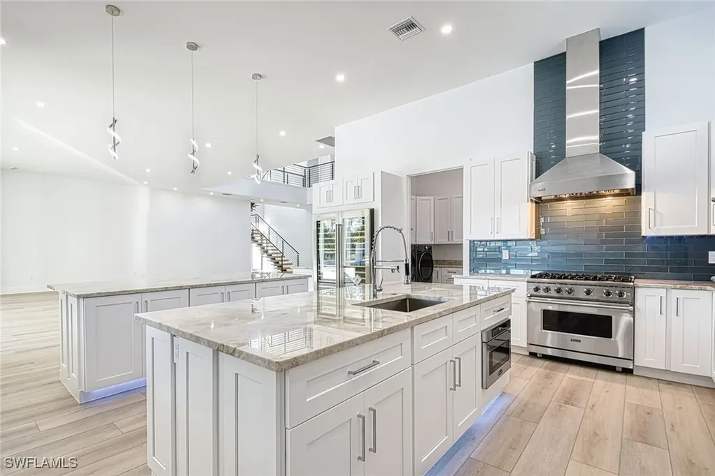5160 Teak Wood Drive Naples FL 34119