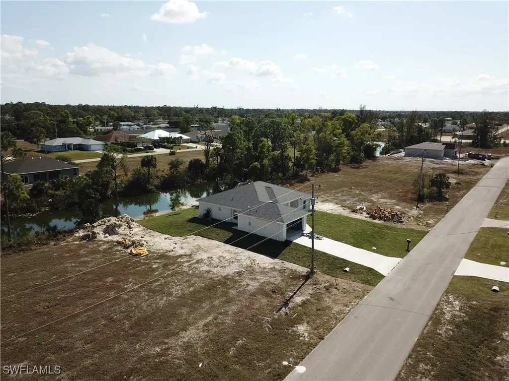 4017 NE 23rd Avenue Cape Coral FL 33909