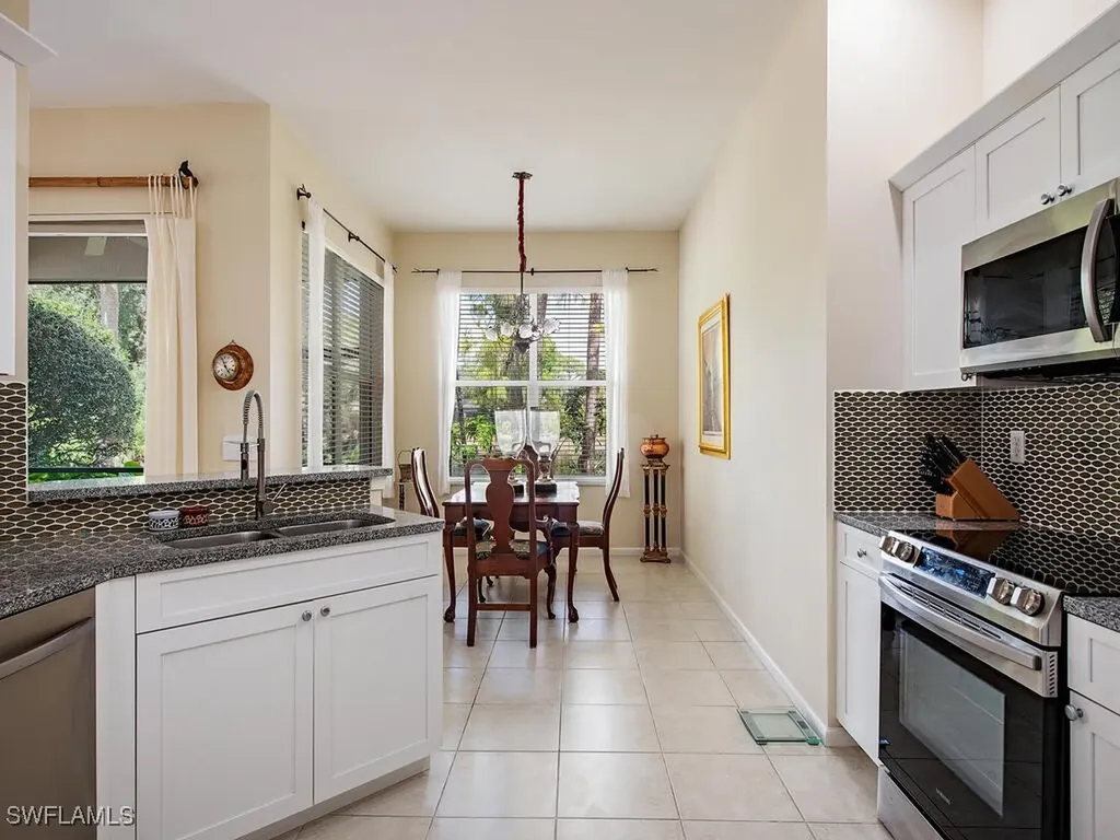 6431 Birchwood Court Naples FL 34109