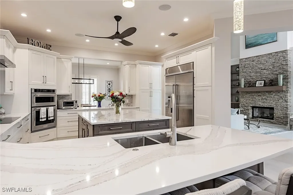 153 Egret Avenue Naples FL 34108