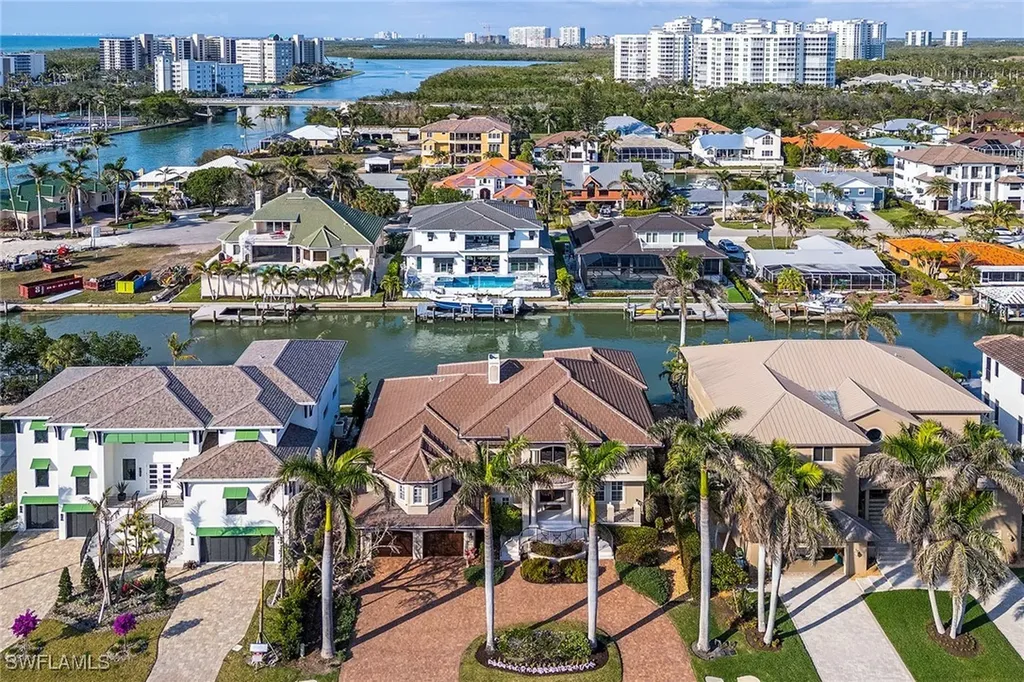 153 Egret Avenue Naples FL 34108