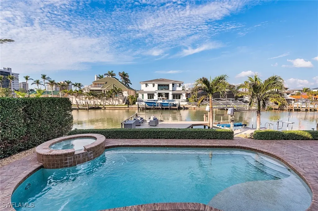 153 Egret Avenue Naples FL 34108