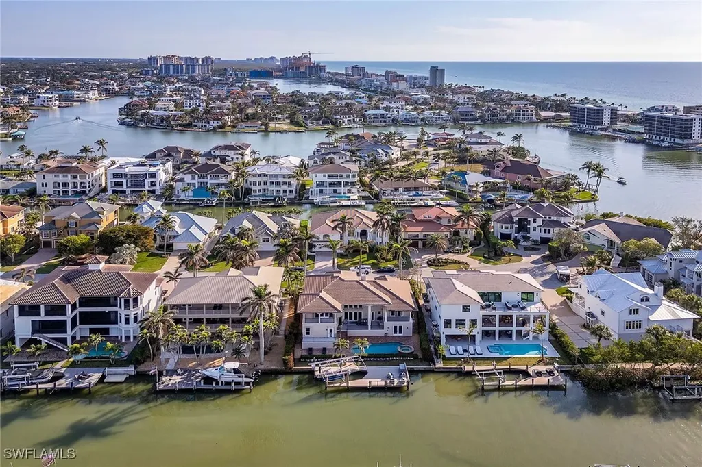 153 Egret Avenue Naples FL 34108