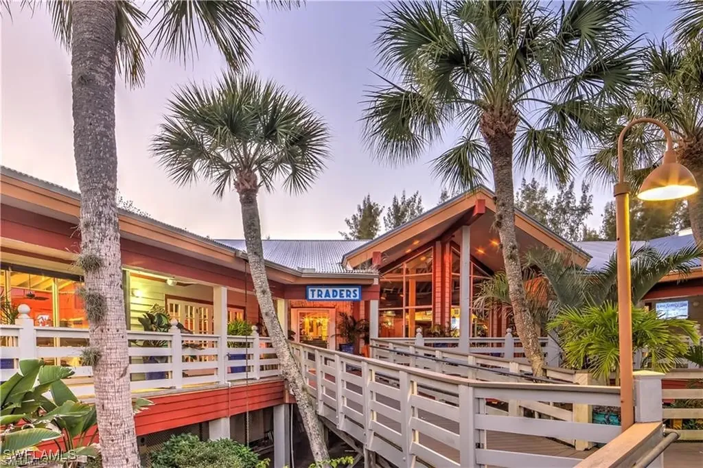 1551 Periwinkle Way Sanibel FL 33957
