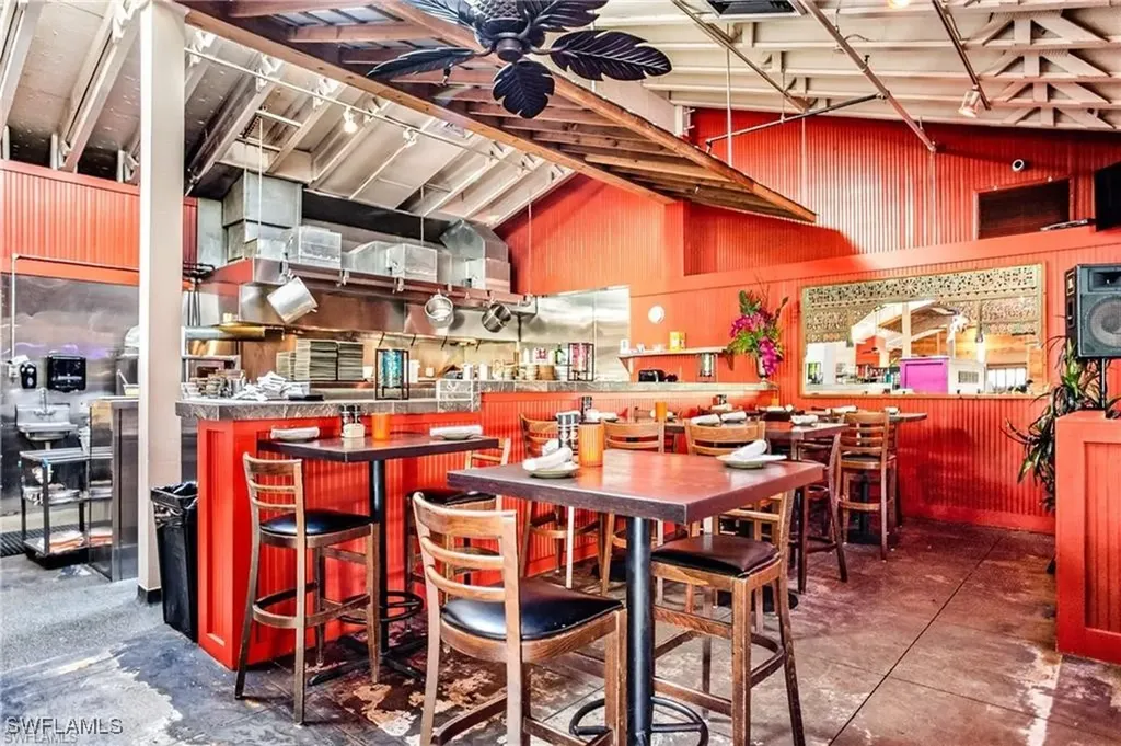 1551 Periwinkle Way Sanibel FL 33957