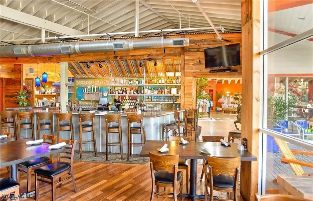 1551 Periwinkle Way Sanibel FL 33957