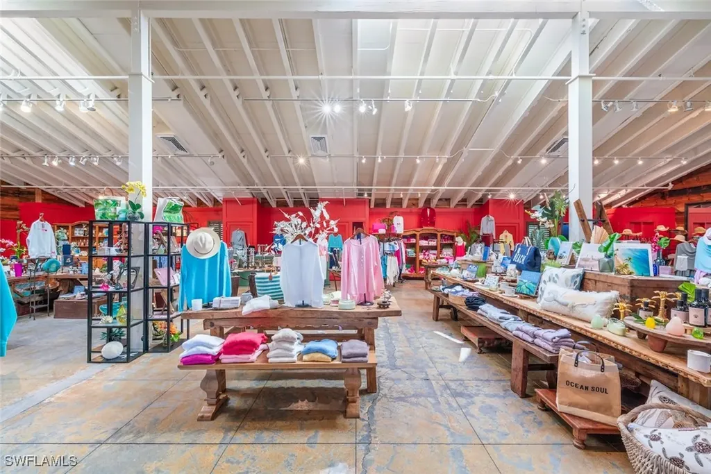 1551 Periwinkle Way Sanibel FL 33957