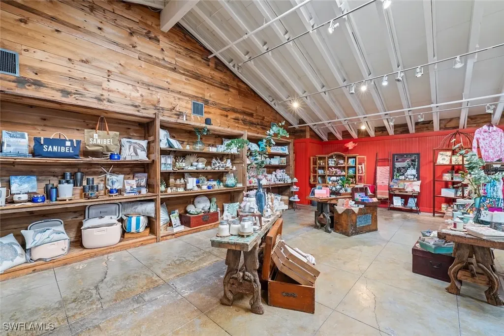 1551 Periwinkle Way Sanibel FL 33957