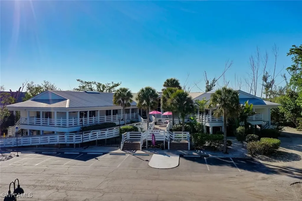 1551 Periwinkle Way Sanibel FL 33957