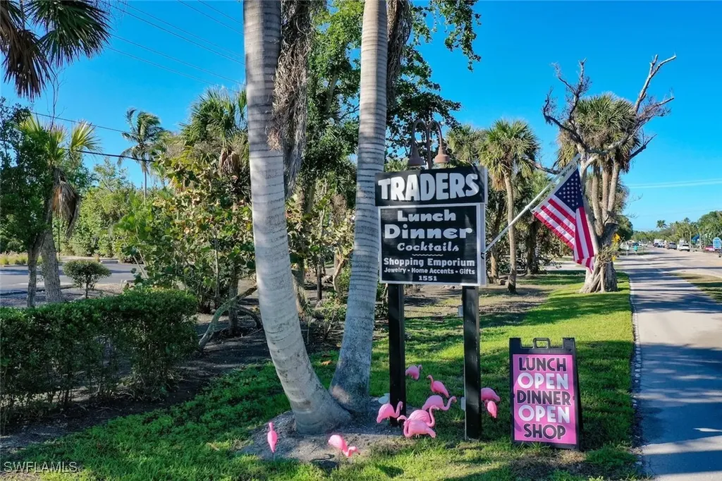 1551 Periwinkle Way Sanibel FL 33957