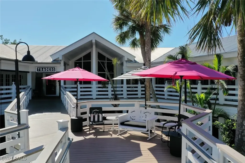 1551 Periwinkle Way Sanibel FL 33957