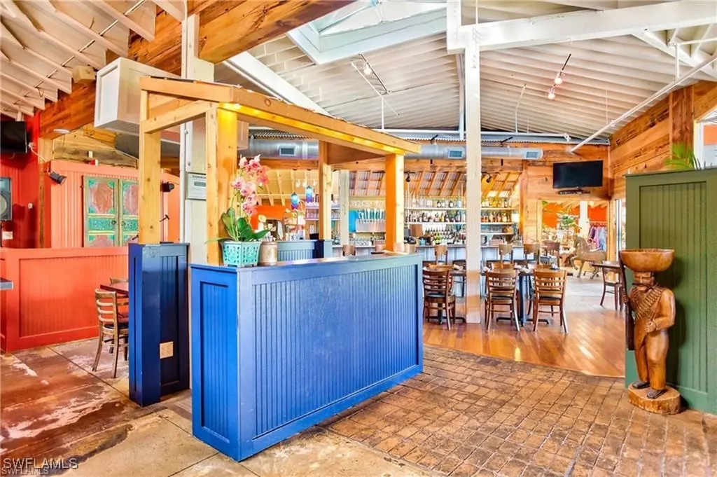 1551 Periwinkle Way Sanibel FL 33957