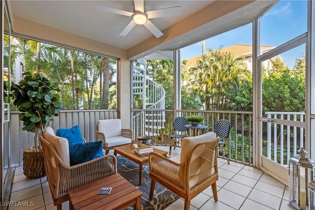 529 11th Avenue S Naples FL 34102