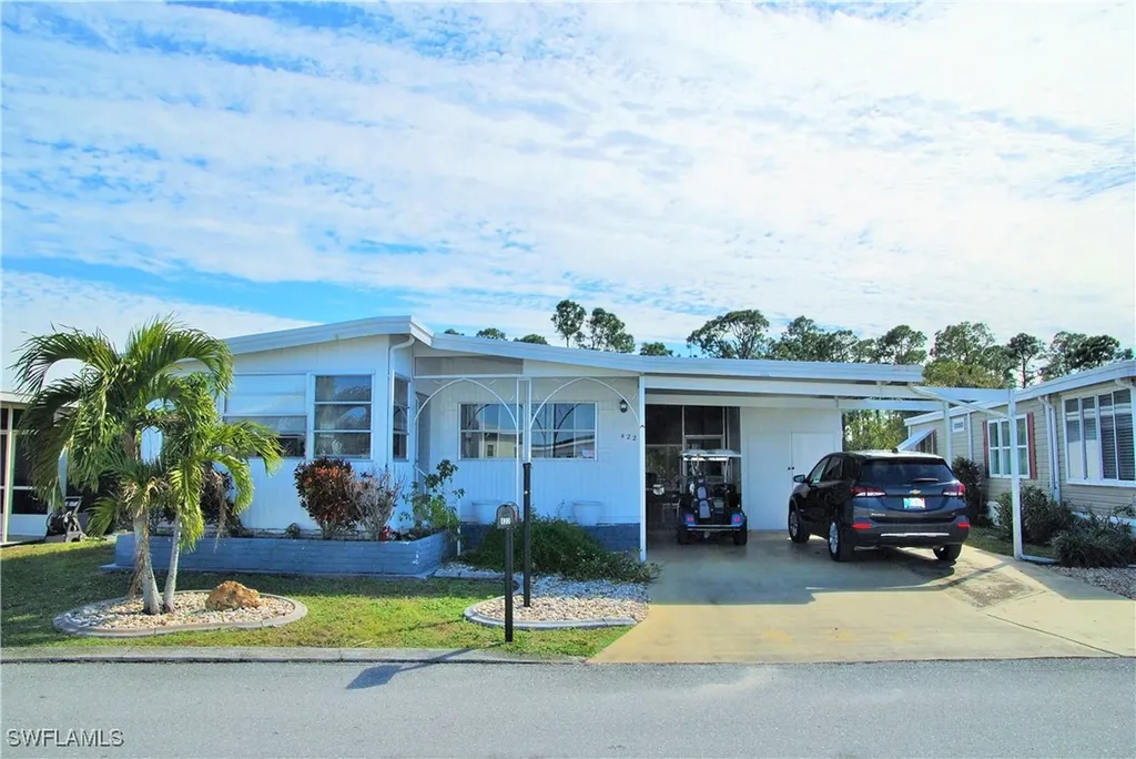 422 Snead Drive North Fort Myers FL 33903