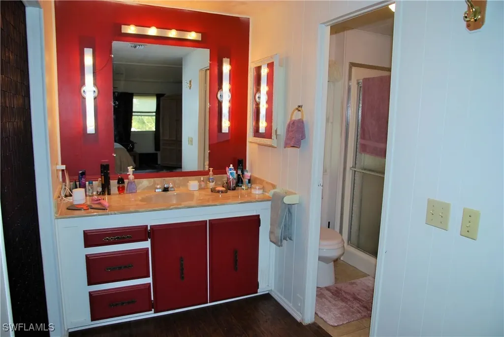 422 Snead Drive North Fort Myers FL 33903