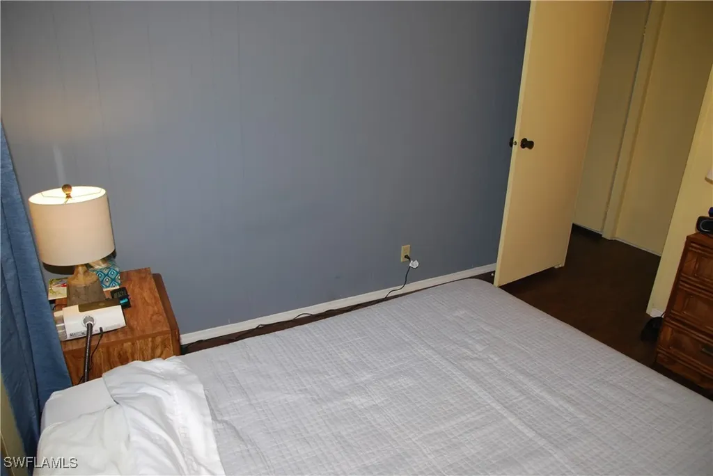 422 Snead Drive North Fort Myers FL 33903