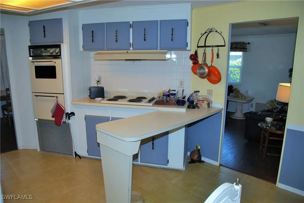 422 Snead Drive North Fort Myers FL 33903