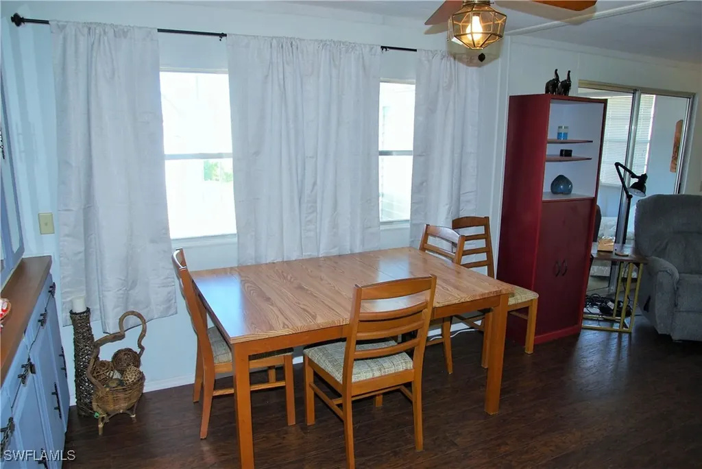 422 Snead Drive North Fort Myers FL 33903