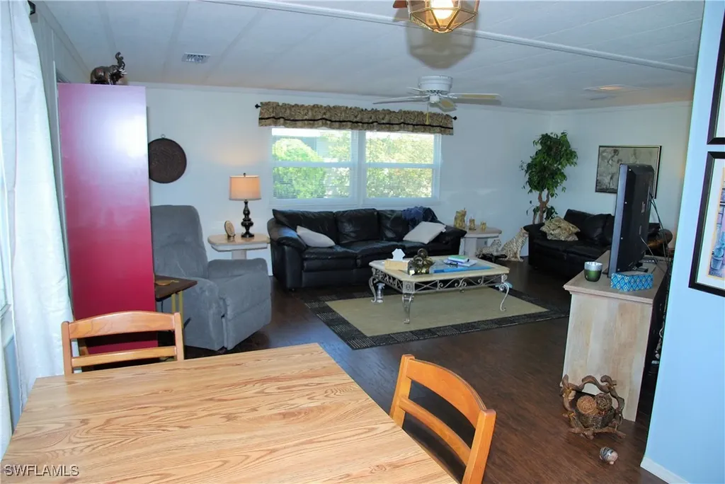 422 Snead Drive North Fort Myers FL 33903