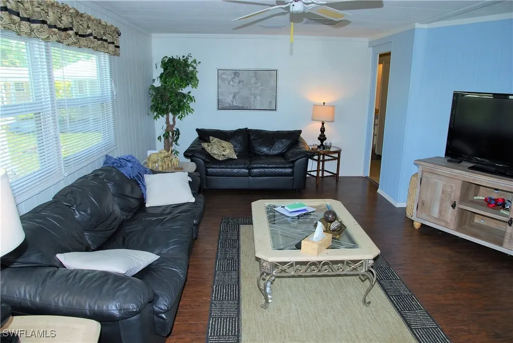 422 Snead Drive North Fort Myers FL 33903