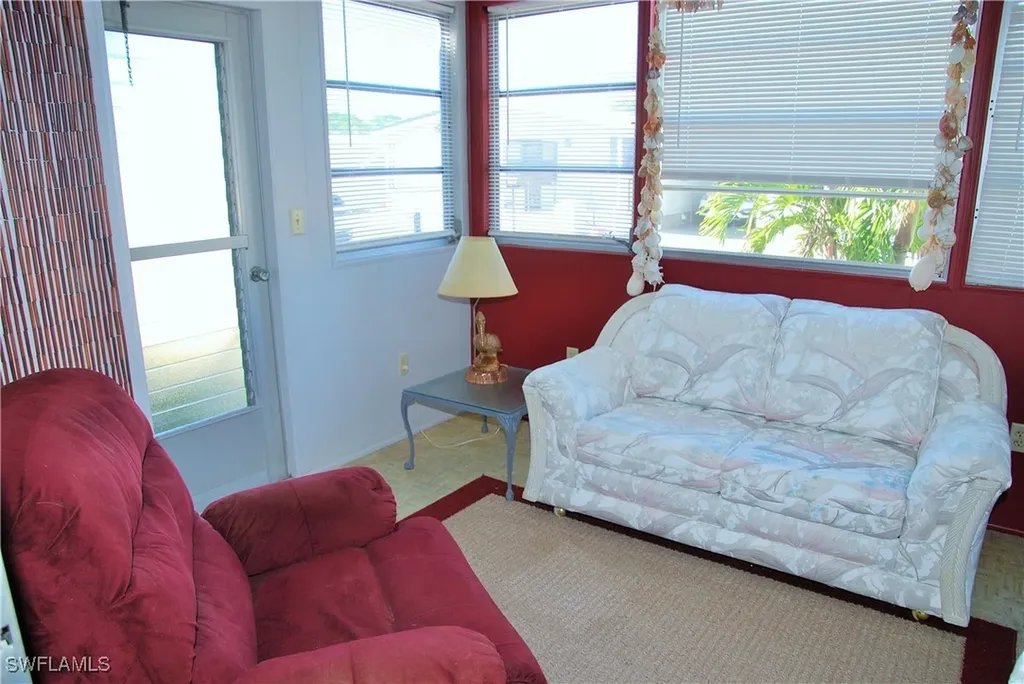 422 Snead Drive North Fort Myers FL 33903