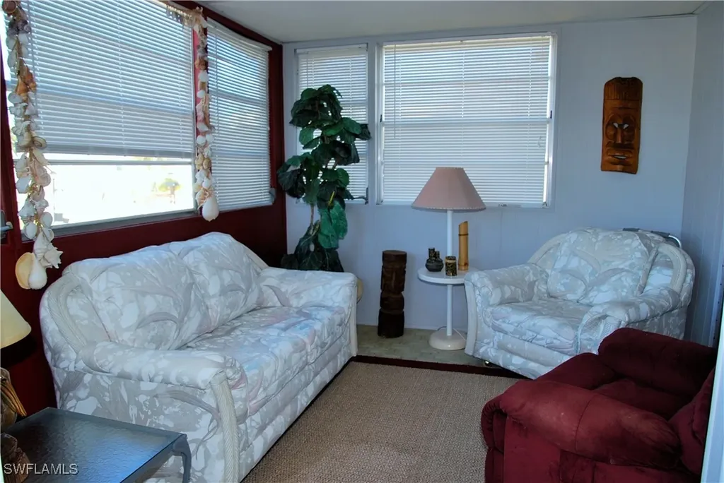 422 Snead Drive North Fort Myers FL 33903